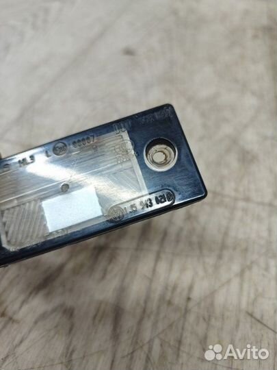 Подсветка номера задняя Volkswagen Tiguan 2.0 2010