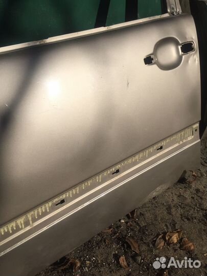 Двери на мерседес (рейсталинговый) -210