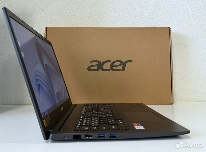 Acer Athlon 3050U 3.20GHz/4gb/AMD Radeon/M.2 256gb