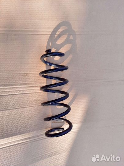 Задняя пружина renault logan 2