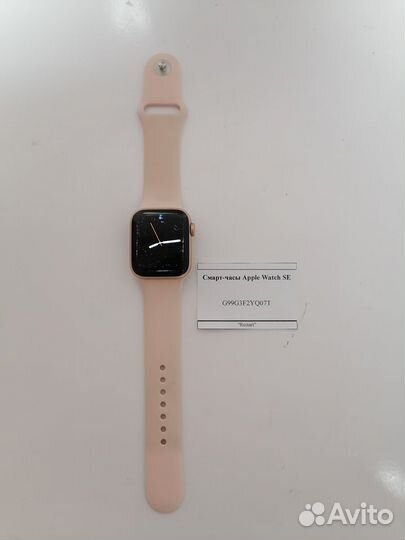 Смарт-часы Apple Watch SE