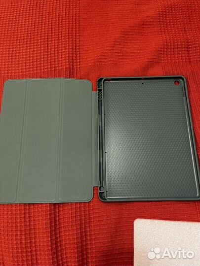Чехол книжка на iPad 7,8,9,10.2