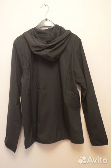 Спортивная куртка ветровка Reebok р. М унисекс