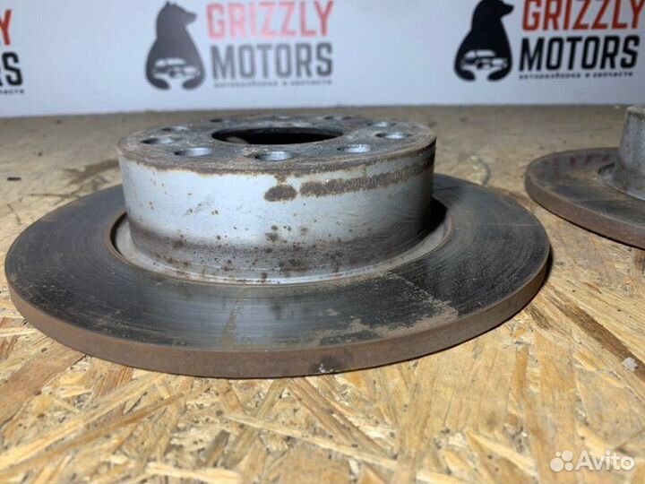 Диски тормозные задние Volkswagen Golf A6 BSE 2009