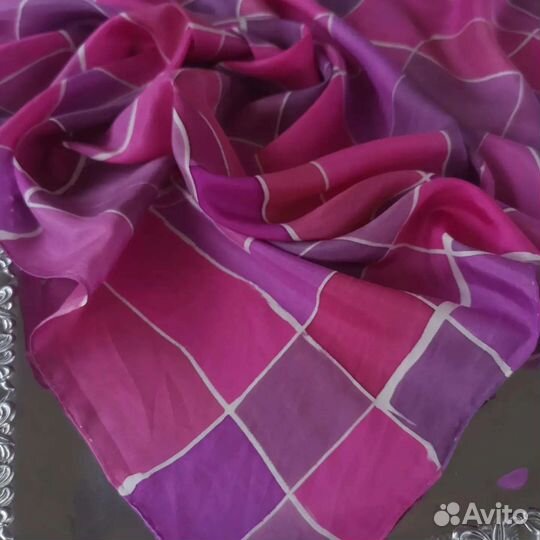 Красивый винтажный платок Батик