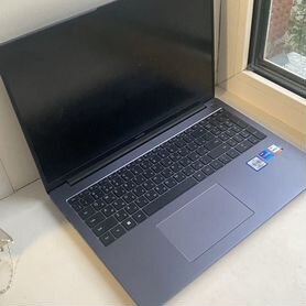 Huawei matebook d16