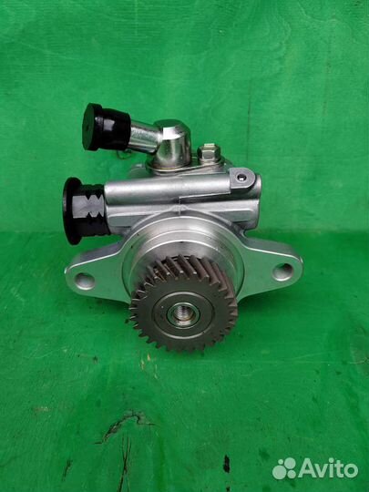 Насос гур 1HD-FTE toyota land cruiser 100