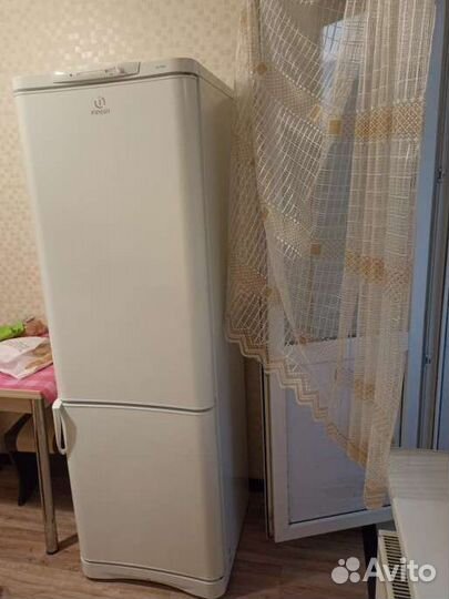 Холодильник бу