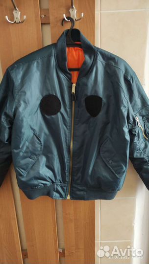 Куртка бомбер