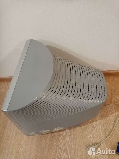 Монитор LG flatron ez T710PH