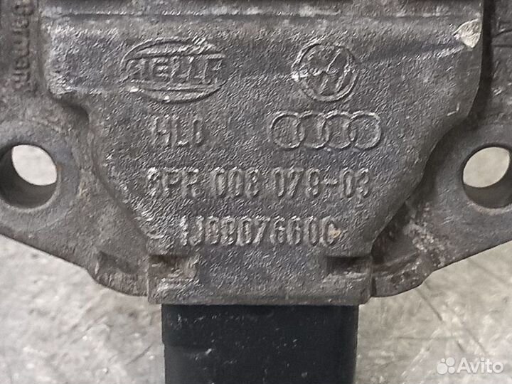 Датчик уровня масла Skoda Rapid