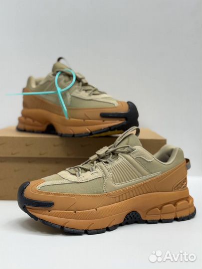 Кроссовки nike wmns zoom vomero Roam Flax (41)