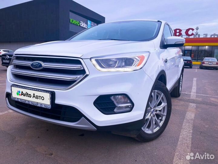 Ford Kuga 2.5 AT, 2017, 90 000 км