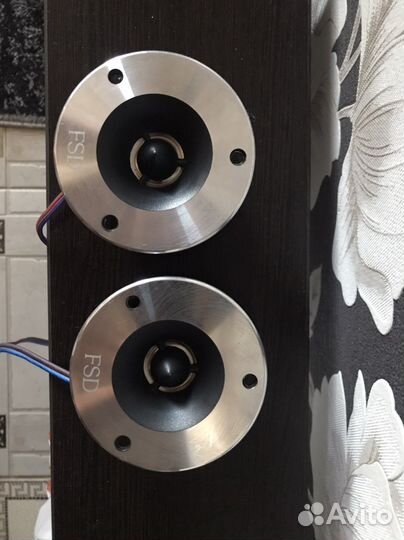 Продаю твитеры fsd