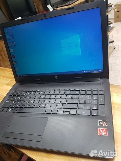 Мощный ноутбук HP на базе Ryzen 3 8Gb SSD 256gb