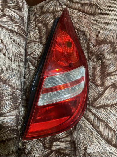 Задний правый фонарь Hyundai I30