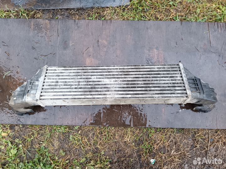 Интеркулер BMW X5 E53 рестайлинг 3.0