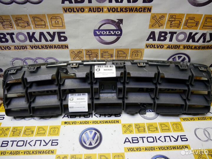 Решётка радиатора Вольво XC70