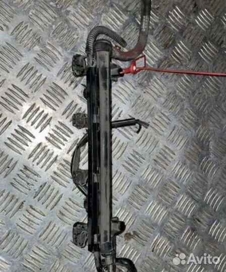 Топливная рампа Skoda Polo Audi бензин BUD