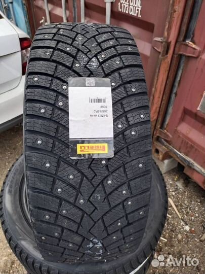 Pirelli Ice Zero 2 265/45 R21