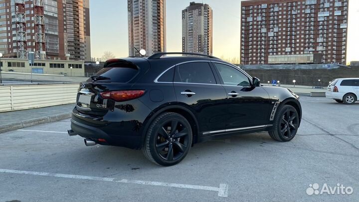 Infiniti QX70 3.7 AT, 2014, 219 910 км