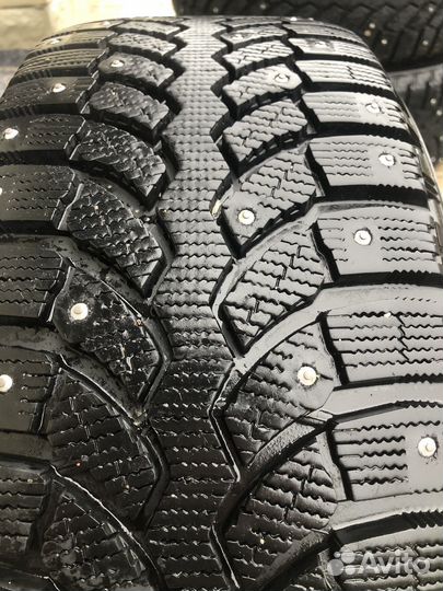 Bridgestone Blizzak Spike-01 205/55 R16 93