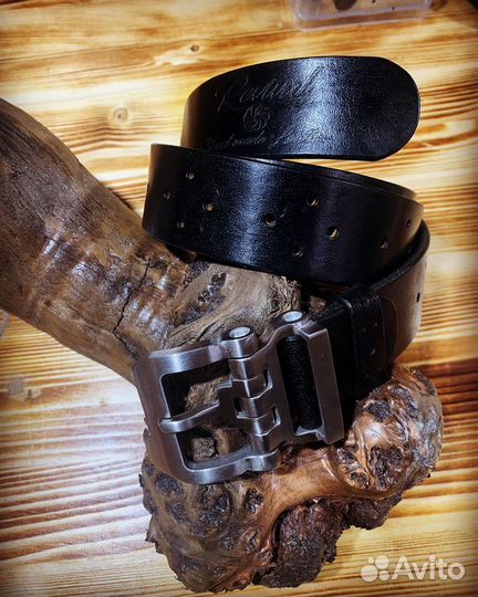 Ремень из кожи ручной работы