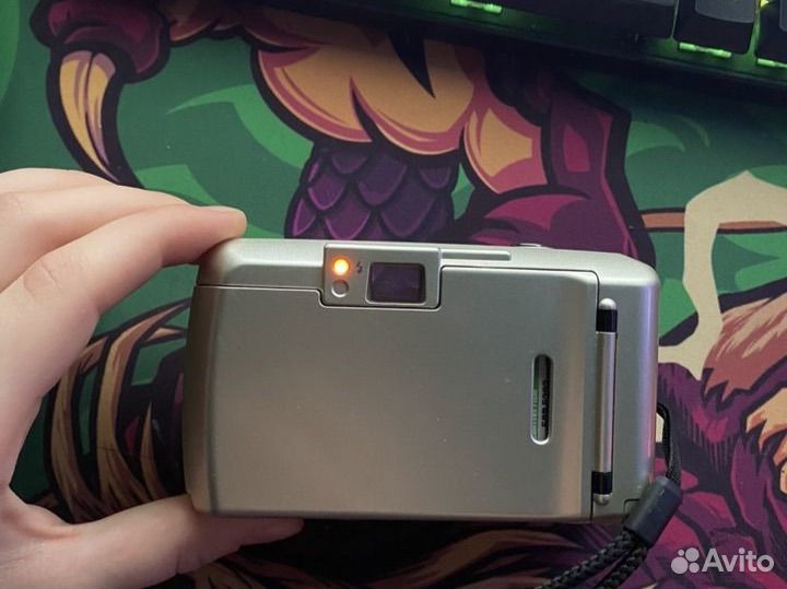 Плёночный фотоаппарат Olympus trip 500