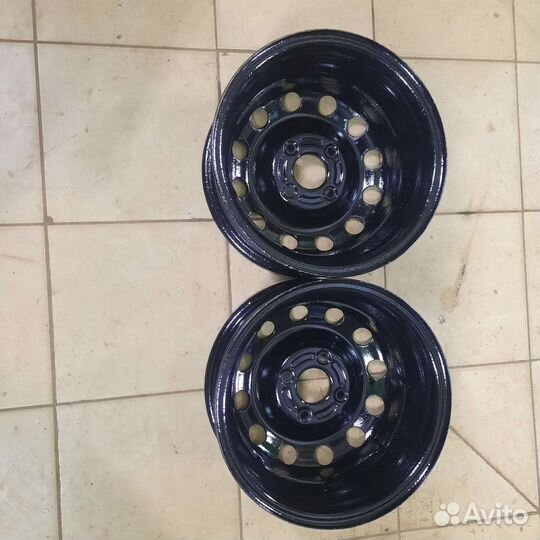 Диски штампованные r14 на Форд оригинал