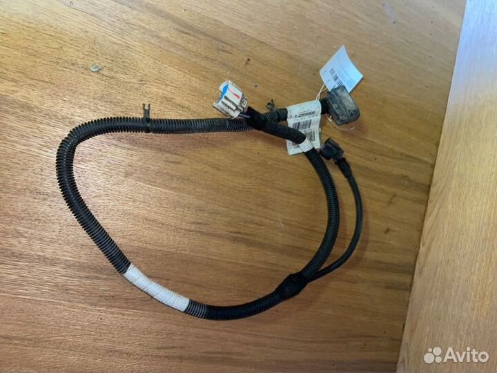 Проводка топливного насоса Opel Astra J A16XER