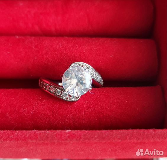 Серебряное кольцо