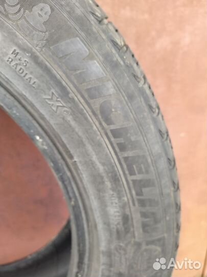 Michelin Latitude X-Ice 235/55 R17 99H