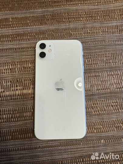 iPhone 11, 64 ГБ