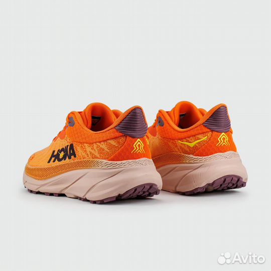 Hoka ONE ONE Challenger ATR 7 Orange Wmns