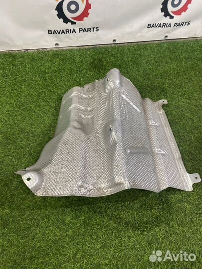 Тепловой экран задний левый Mercedes E W212 3.5