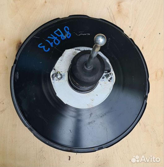 Усилитель тормозов вакуумный SkodaOctavia(A7)рест