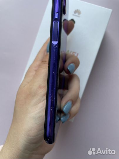 Телефон Huawei Nova 5T