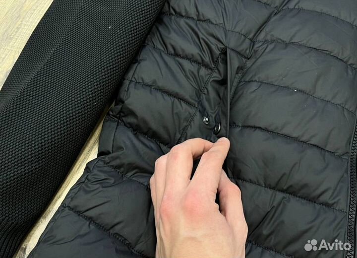 Куртки Tommy Hilfinger комфортные