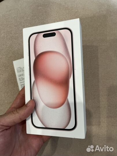 iPhone 15, 256 ГБ