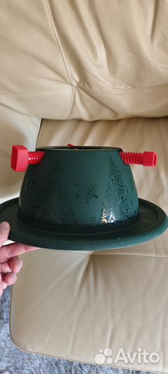 Подставка для ёлки с резервуаром для воды