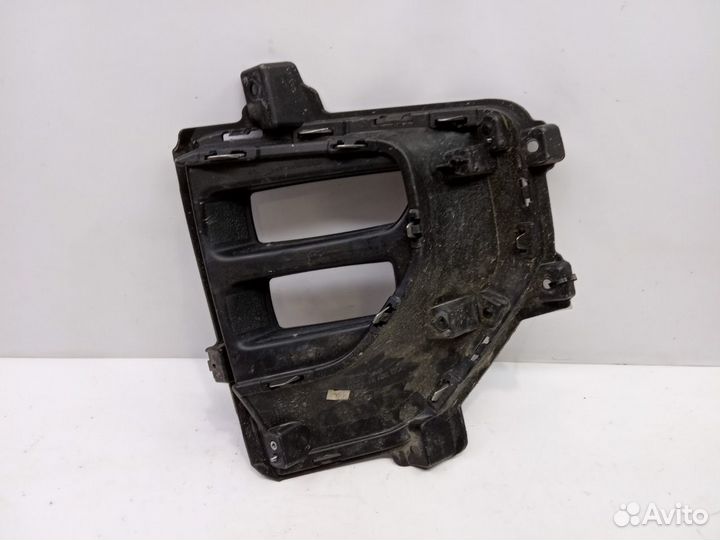 Накладка птф передняя правая Kia Mohave HM2 2019