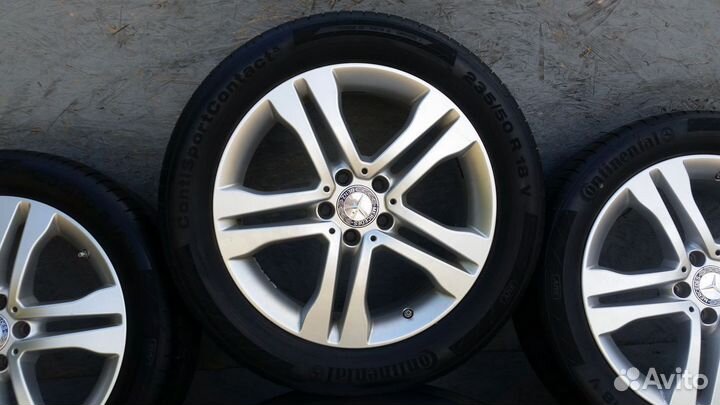 Оригинальный комплект на Mercedes GLA R18