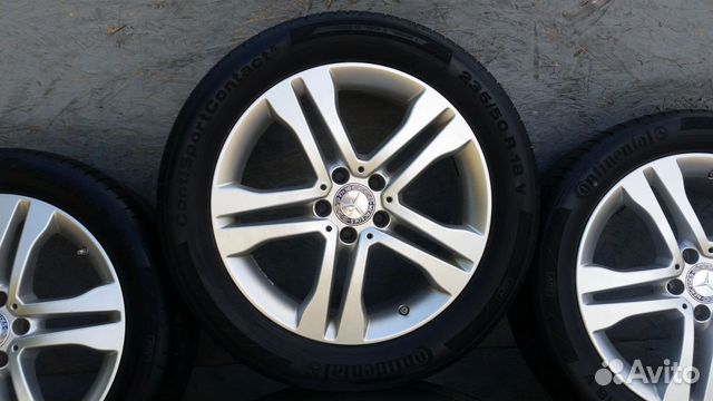 Оригинальный комплект на Mercedes GLA R18