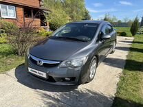 Honda Civic 1.8 AT, 2010, 300 000 км, с пробегом, цена 1 050 000 руб.