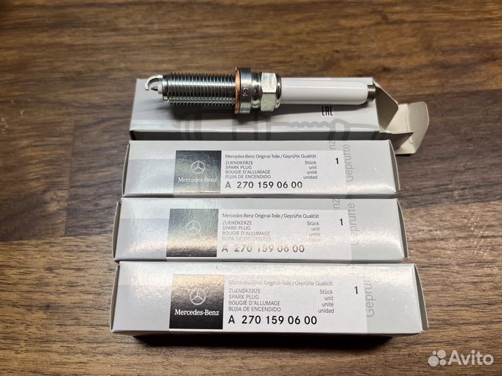 Свечи зажигания Мерседес М270 М274 оригинал