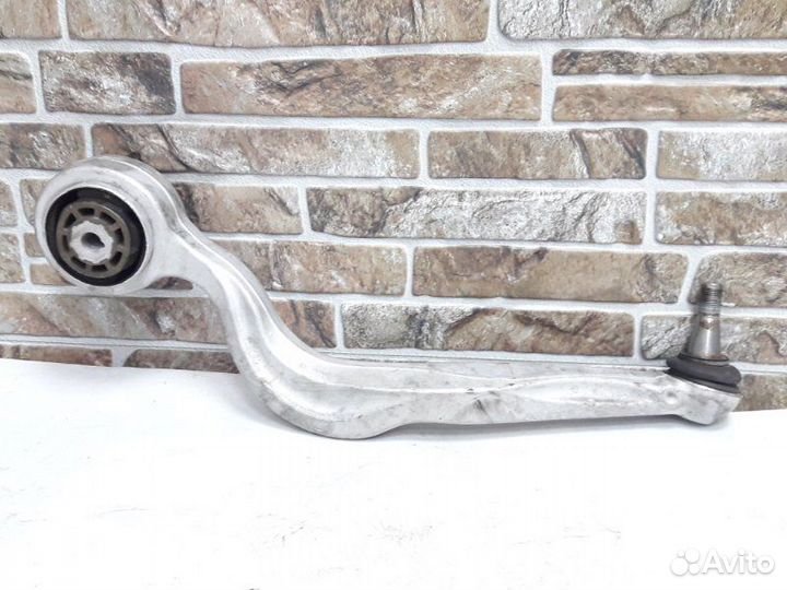 Рычаг подвески нижний передний левый Mercedes-Benz