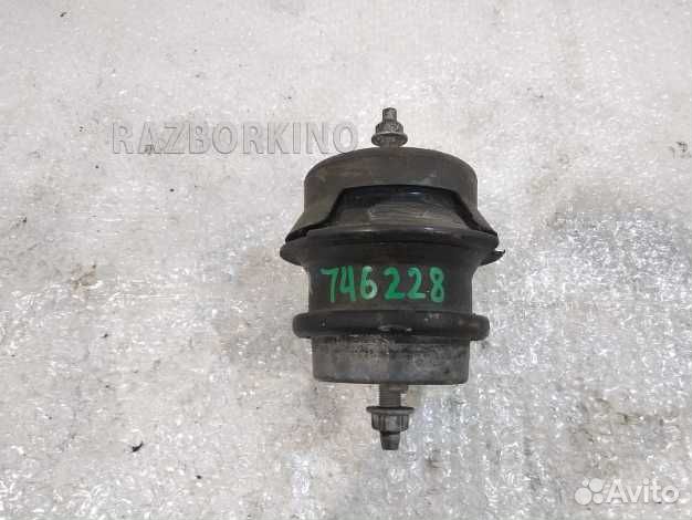 Подушка двигателя