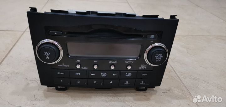 Штатная магнитола Honda CR-V 2007-2009