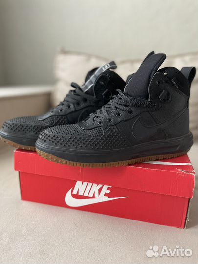 Nike air force 1 lunar