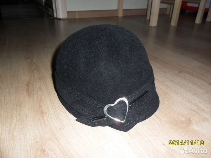 Фетровая шляпа в отличном состоянии